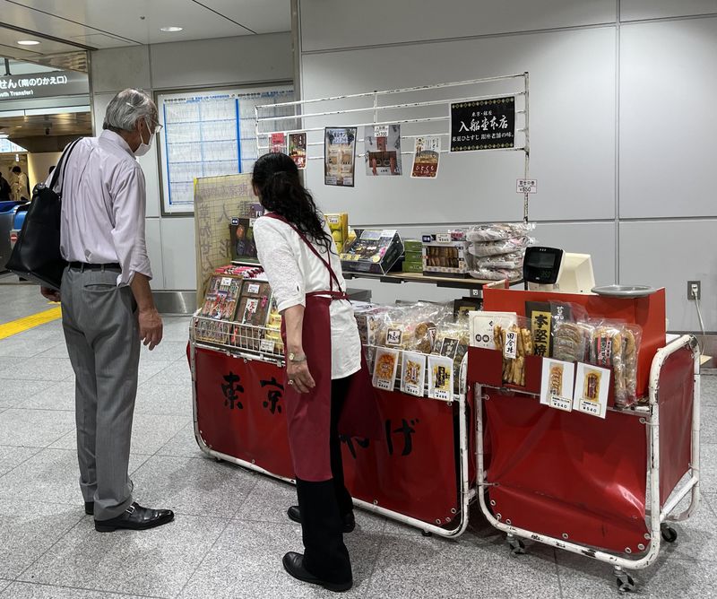 東京駅構内の自社店舗のアルバイト・バイト求人情報-05