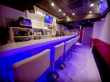 株式会社VIZONIA　Bar　Utopiaのアルバイト・バイト求人情報-03