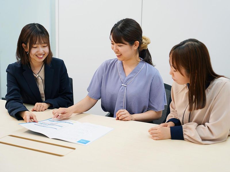 業界選びで迷っている方へ/会社説明会