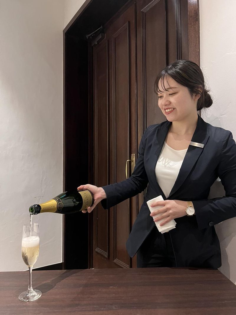 株式会社Pacific Diner Service【勤務地:名古屋観光ホテル】のアルバイト・バイト求人情報-02