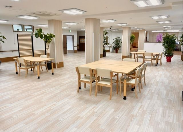 L・Eエスコート株式会社　住宅型有料老人ホーム ナーシングホームもりおかのアルバイト・バイト求人情報-03