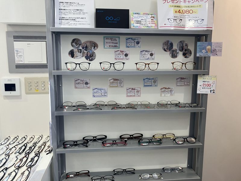 レンズアップル千葉店のアルバイト・バイト求人情報-02