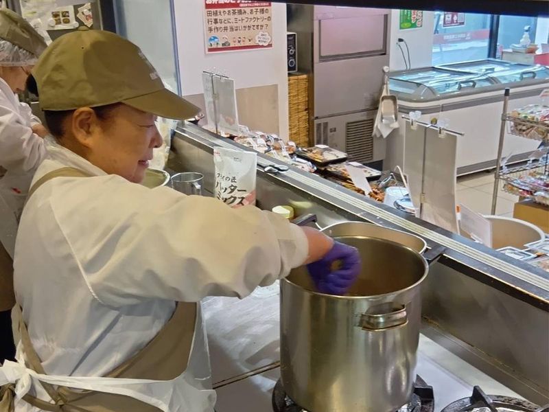 ミートファクトリーつぼぐち　お肉の工場直売所　御殿場店/株式会社つぼぐちフードサービスのアルバイト・バイト求人情報-05