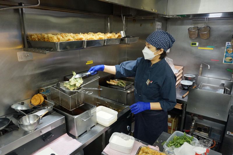 箱根そば 代々木上原店のアルバイト・バイト求人情報-02