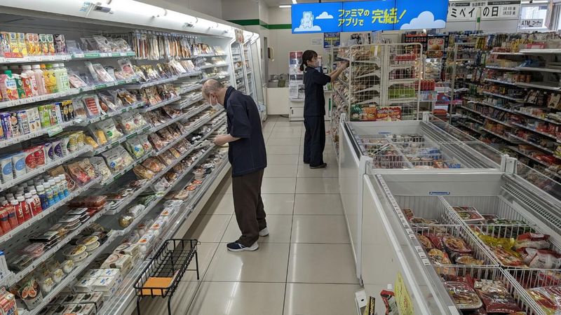 ファミリーマート 長崎高浜町店のアルバイト・バイト求人情報-05
