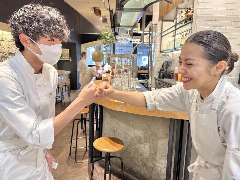 株式会社チームバリスタ　餃子といえば　芭莉龍 茅場町店〜バリロン〜のアルバイト・バイト求人情報-05