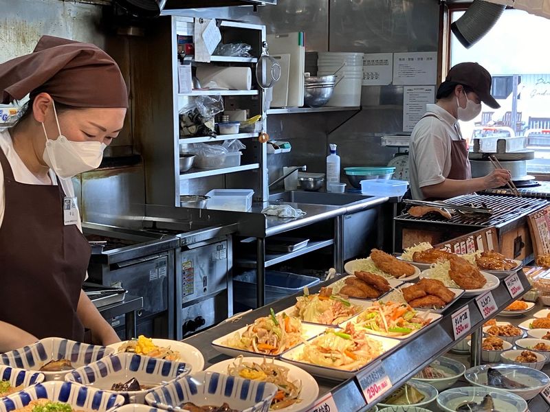 亀田駅前食堂の求人1