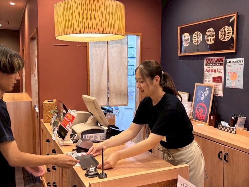 とんかつ八兵衛　入野店のアルバイト・バイト求人情報-01
