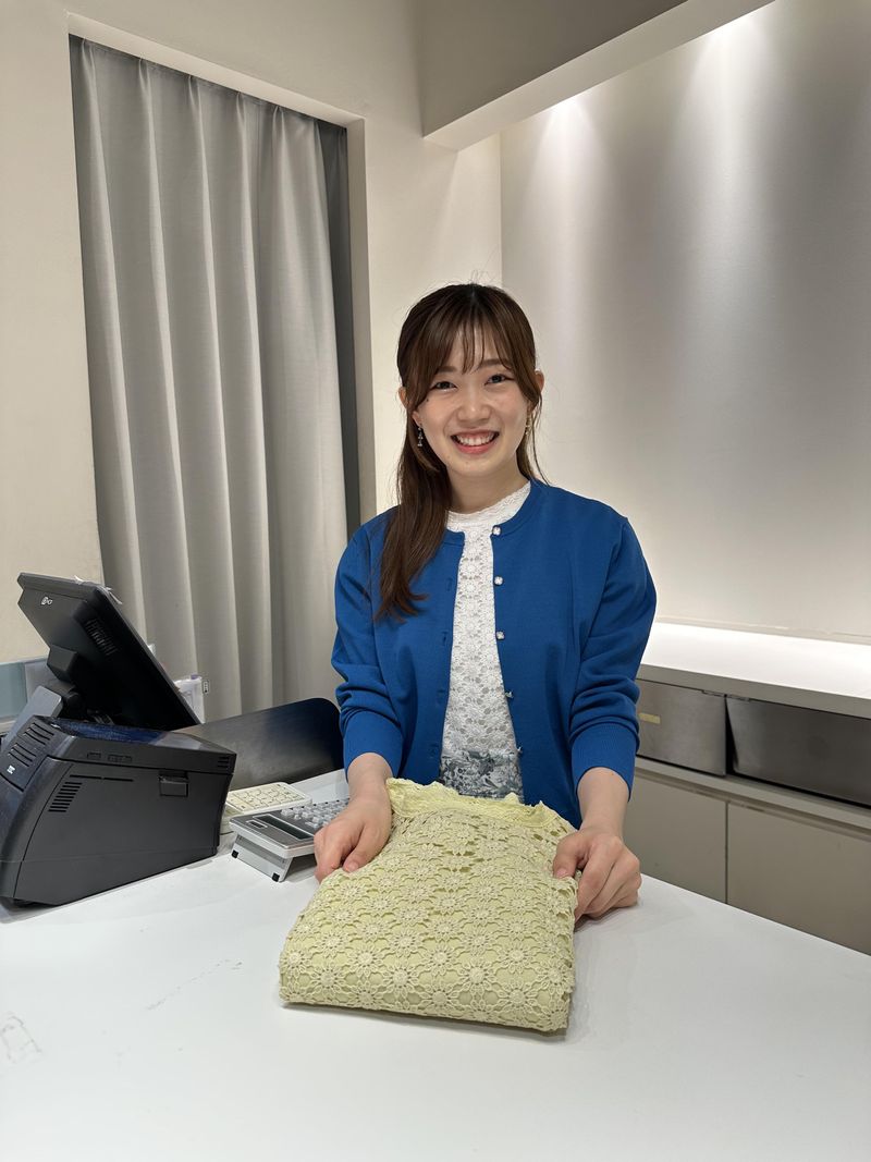 ONWARD CROSSET SELECT(レディース) 阪神梅田本店<株式会社オンワード樫山>のアルバイト・バイト求人情報-02