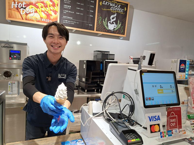 三島スカイウォーク南エリア　カフェ店舗内のアルバイト・バイト求人情報-04
