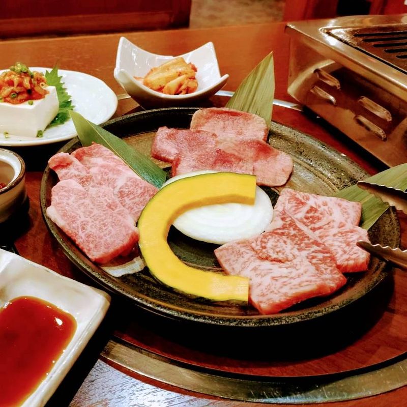 鉄板鍋と焼肉　ほのやのアルバイト・バイト求人情報-02