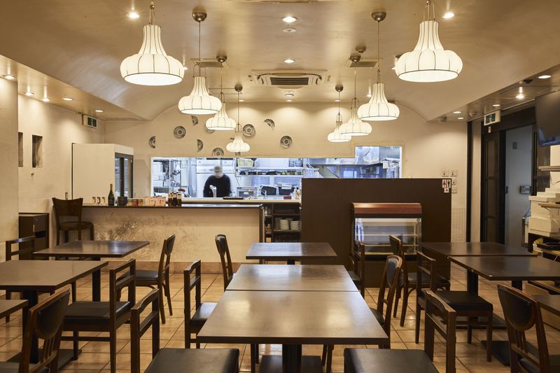 まうまう四ツ谷店のアルバイト・バイト求人情報-01