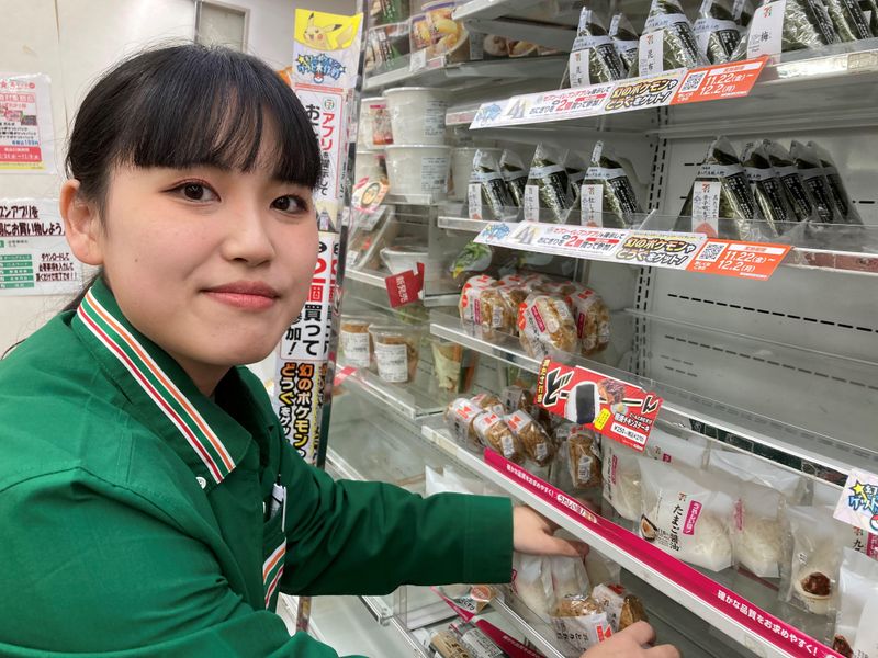 セブンイレブン　　横須賀中央東口店のアルバイト・バイト求人情報-02