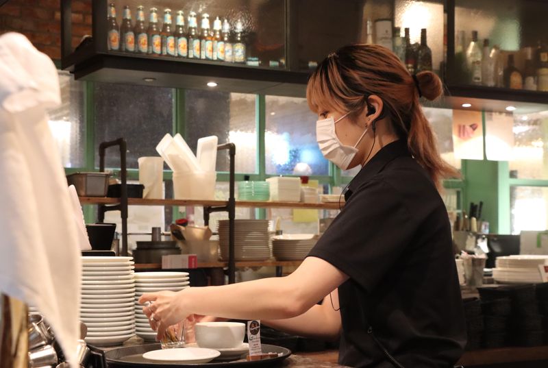 CAFE&BAR Manhattanのアルバイト・バイト求人情報-05