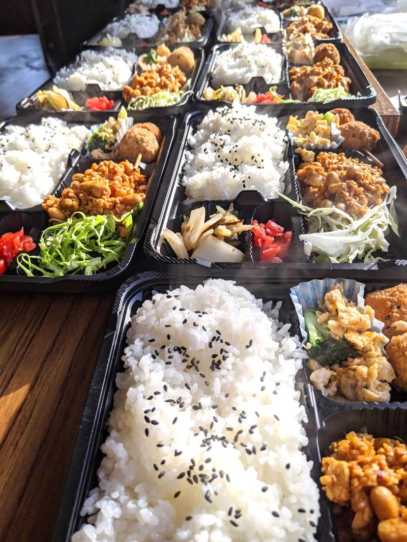 影山商店(Lohas)運営の校内学食のアルバイト・バイト求人情報-03