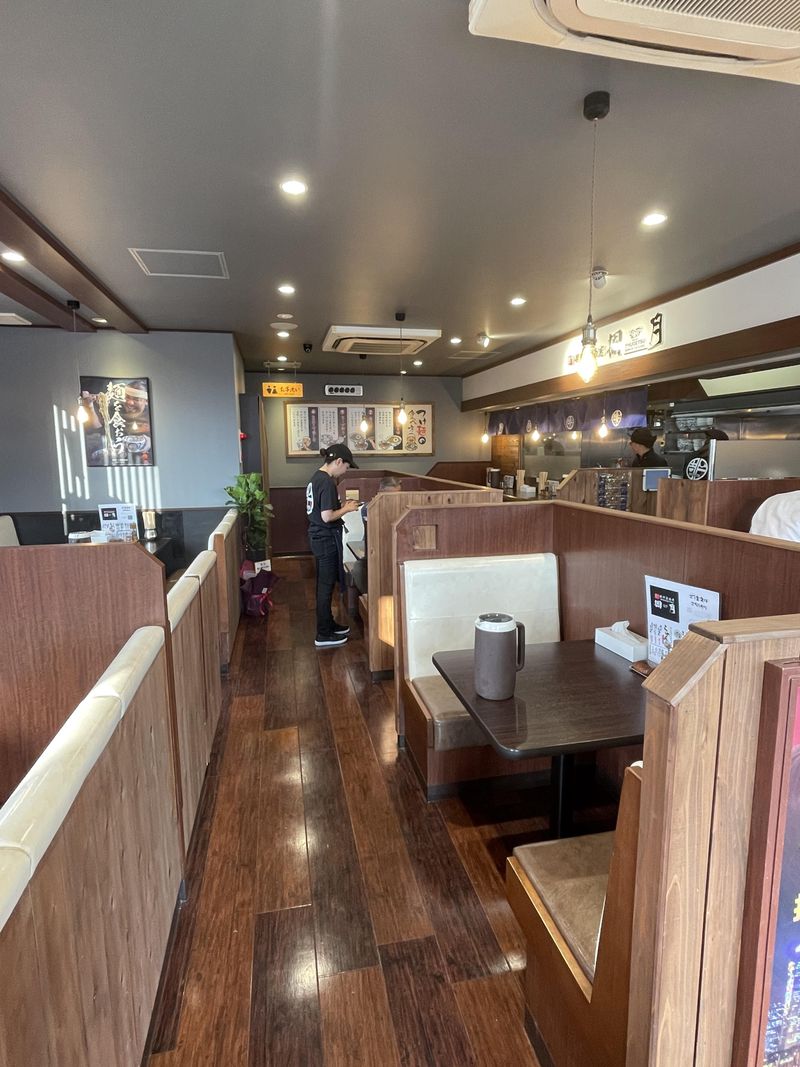 麺鮮醤油房 周月 フレスポ大洲店のアルバイト・バイト求人情報-04