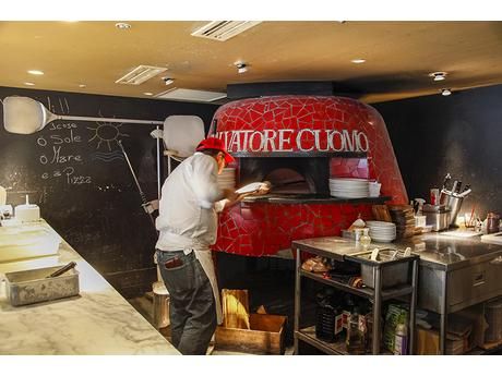 SALVATORE CUOMO & BAR 三軒茶屋店のアルバイト・バイト求人情報-04