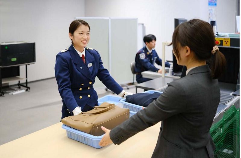 新潟空港営業所　※新潟空港内のアルバイト・バイト求人情報-03