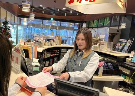 ファンキーポリス　土山店の求人情報