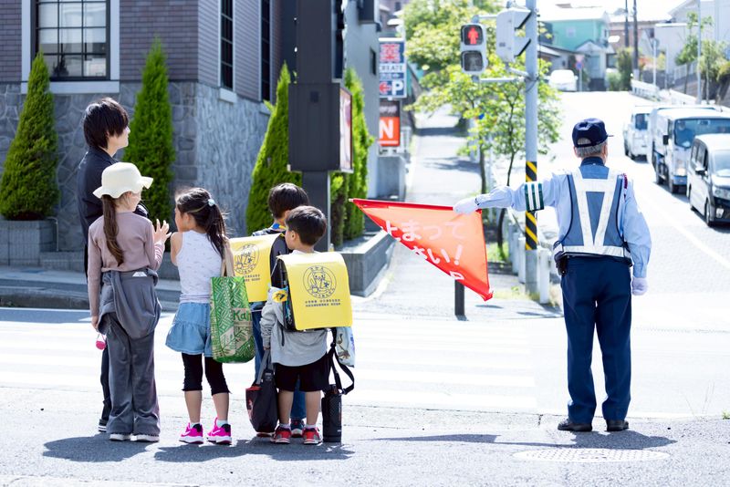株式会社国際連邦警備保障【勤務地】横浜市瀬谷区阿久和南の現場のアルバイト・バイト求人情報-02