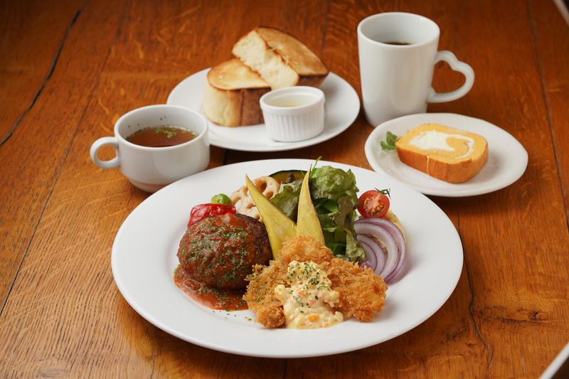 あんずカフェのアルバイト・バイト求人情報-05