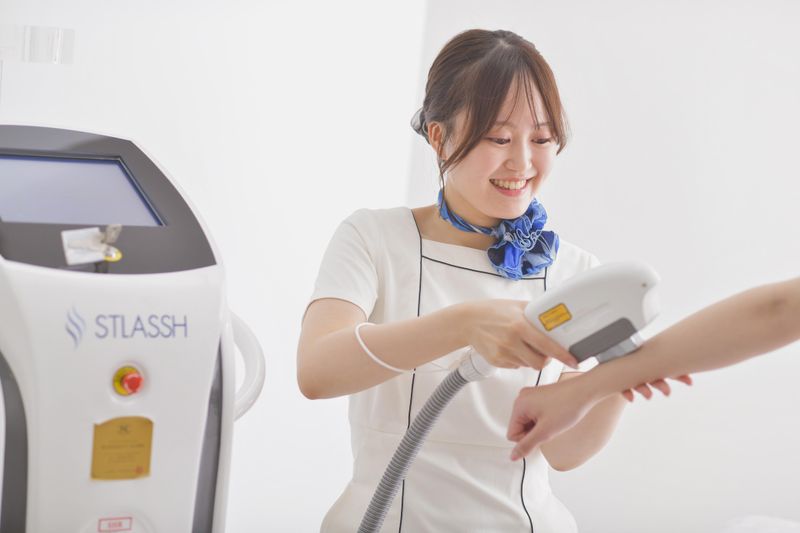 ストラッシュ　那覇アネックス店のアルバイト・バイト求人情報-04