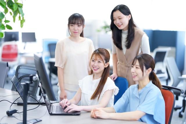 株式会社クリエイティブ　本町センターの求人・転職情報