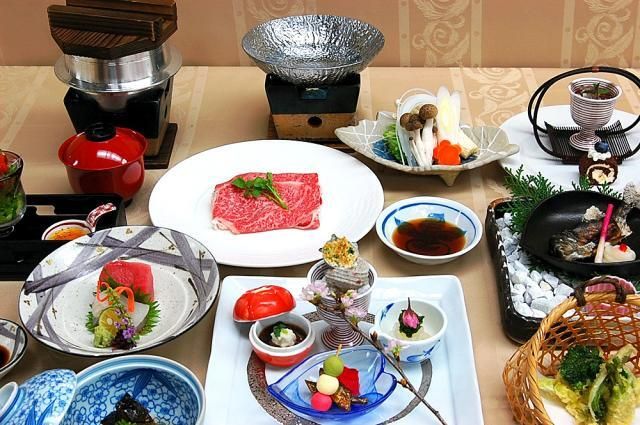 有限会社川浦温泉 山県館の求人・転職情報