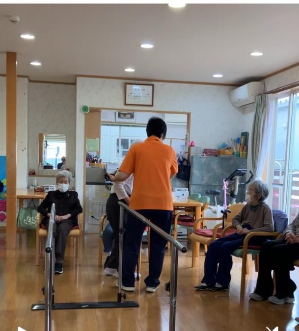 デイサービスセンターめぐみのアルバイト・バイト求人情報-02