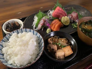 土鍋炊きご飯　おこめとおかず　銀座本店のアルバイト・バイト求人情報-03