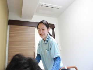 (株)やさしい手　用賀訪問介護事業所のアルバイト・バイト求人情報-02