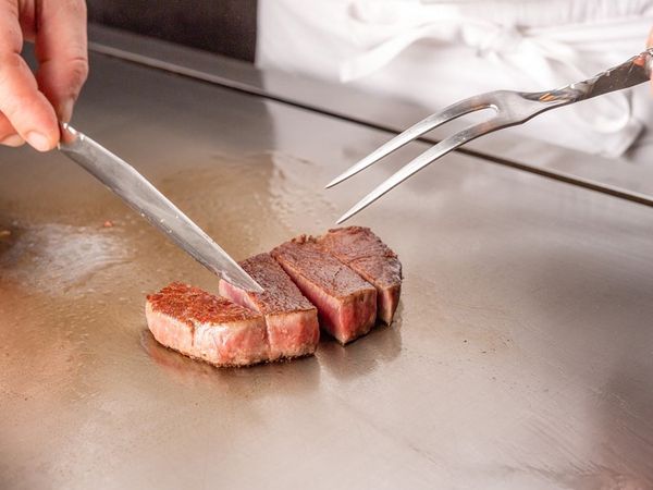 株式会社eatopiaホールディングス　本店山科/銀座山科/中勢以小石川店/中目黒中勢以の求人・転職情報