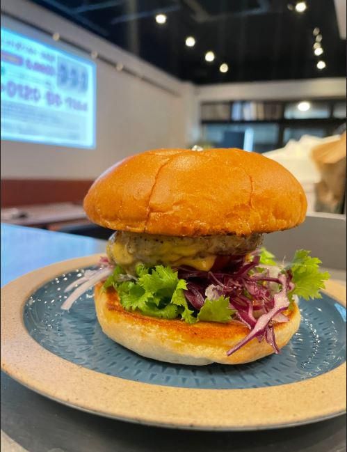 EIGHT UNDERのアルバイト・バイト求人情報-02