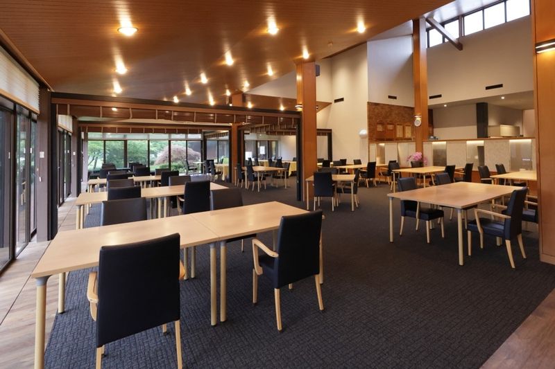 御殿場東名ゴルフクラブのアルバイト・バイト求人情報-01