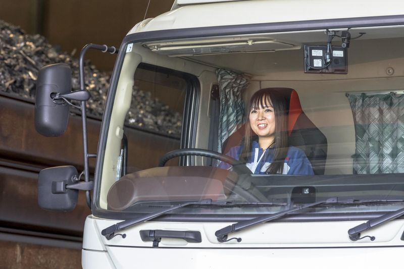 資源リサイクル・物流管理のリアルが知れる工場見学会