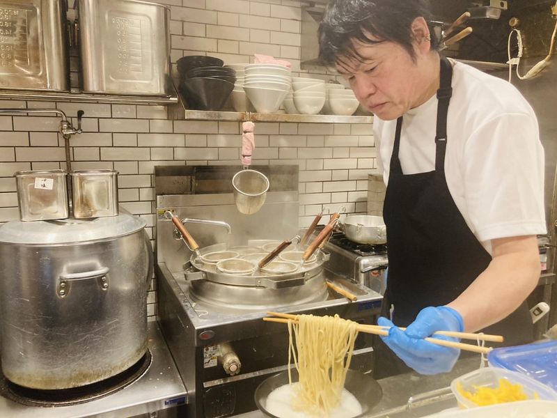 鶏と鮪節 麺屋 勝時(株式会社TWINS)のアルバイト・バイト求人情報-04