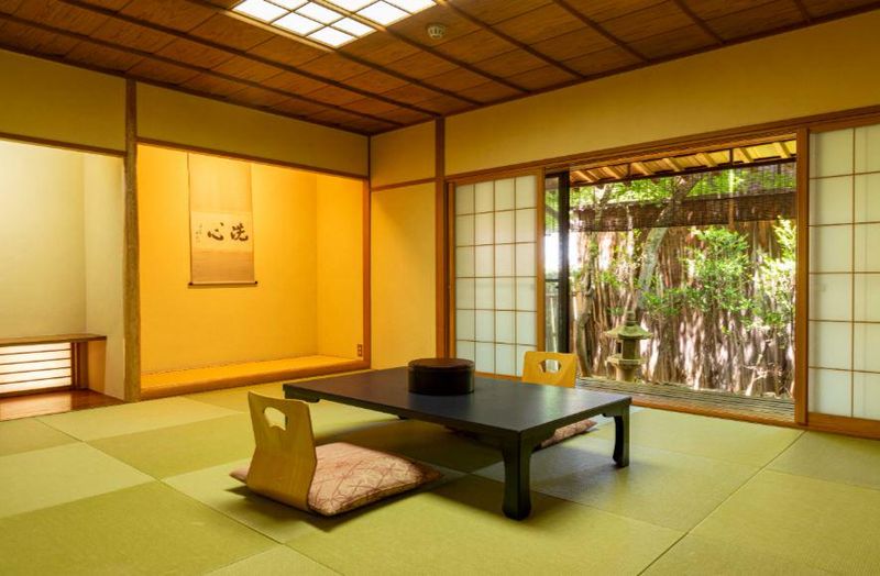 和泉荘のアルバイト・バイト求人情報-03