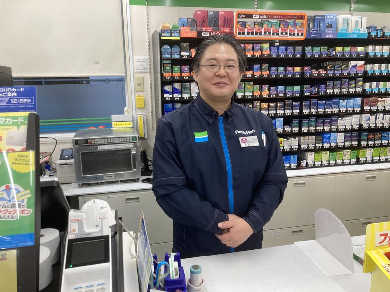 ファミリーマート三鷹中原店のアルバイト・バイト求人情報-02