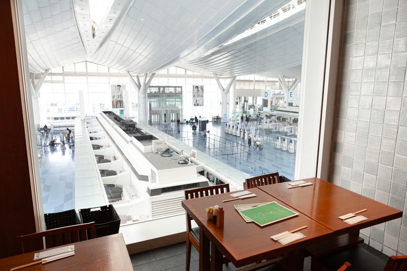 銀座おぐ羅　羽田空港国際線ターミナル店のアルバイト・バイト求人情報-04