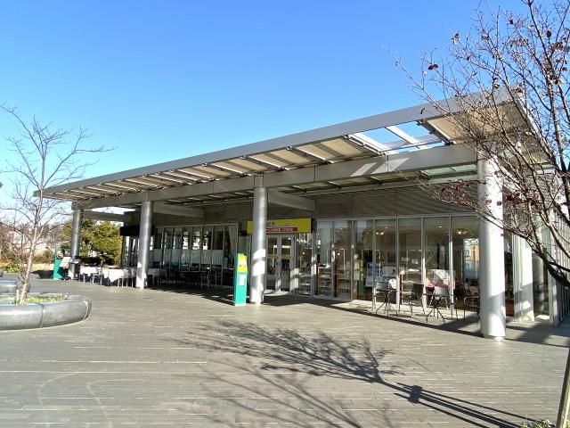 ロイヤル介護入居相談室　世田谷二子玉川ライズ店のアルバイト・バイト求人情報-02