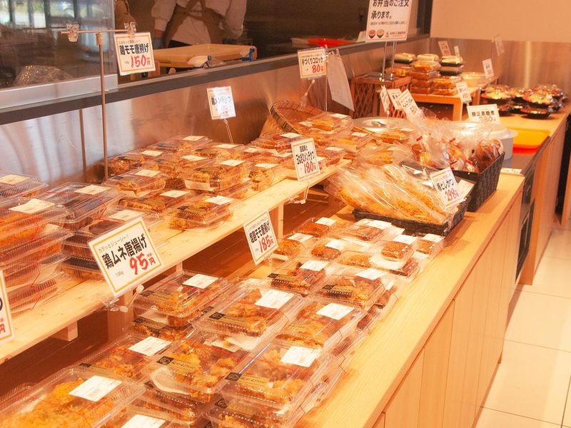 ミートファクトリーつぼぐち　お肉の工場直売所　御殿場店/株式会社つぼぐちフードサービスのアルバイト・バイト求人情報-03