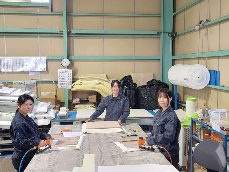 ワールドネットインターナショナル株式会社(第二工場兼展示場)のアルバイト・バイト求人情報-03