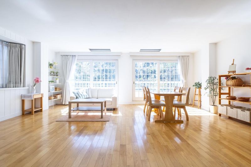 株式会社レ・キャトルインターナショナルの求人・転職情報