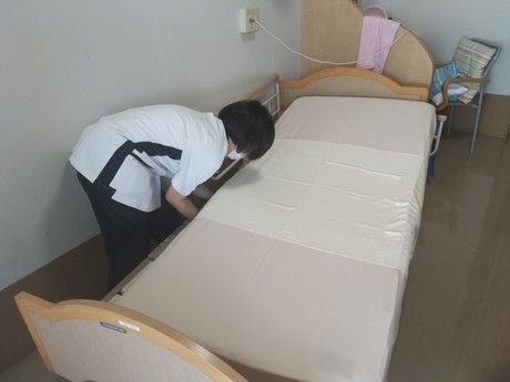 ワタキューセイモア株式会社　すこやかセンターこばやしのアルバイト・バイト求人情報-02