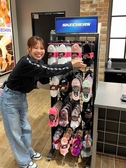 skechers(スケッチャーズ)　イオンモール沖縄ライカム店の求人情報