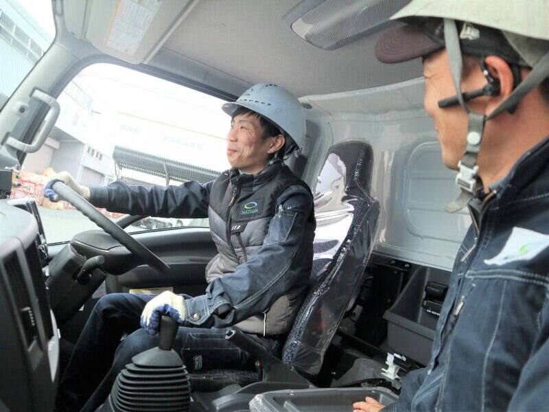 空山回収班様 飲食社員からドライバーへ!面倒見のいい先輩に囲まれレベルUP↑