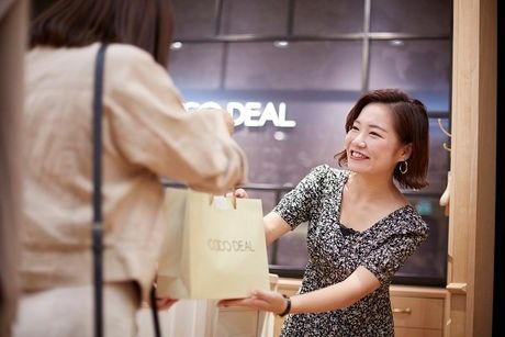 COCO DEAL(ココ ディール)　新宿ルミネ2店(ホリデー短期)の求人・転職情報-03