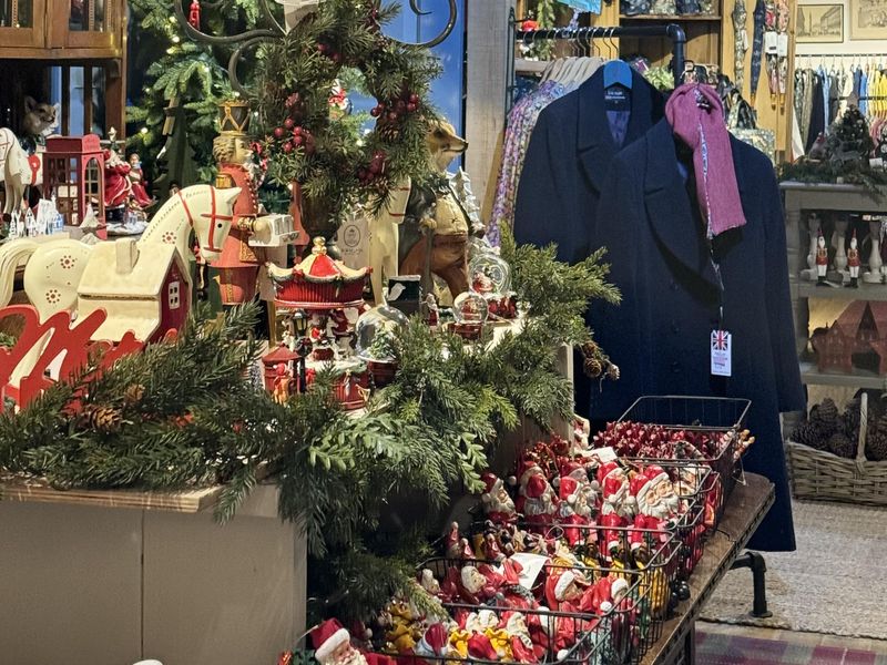 みなとのてんらんかい 横浜店のアルバイト・バイト求人情報-03