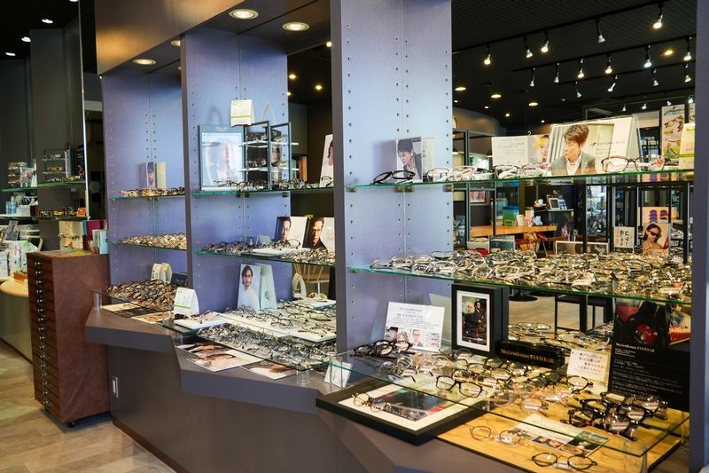 メガネーゼ　徳重店のアルバイト・バイト求人情報-03