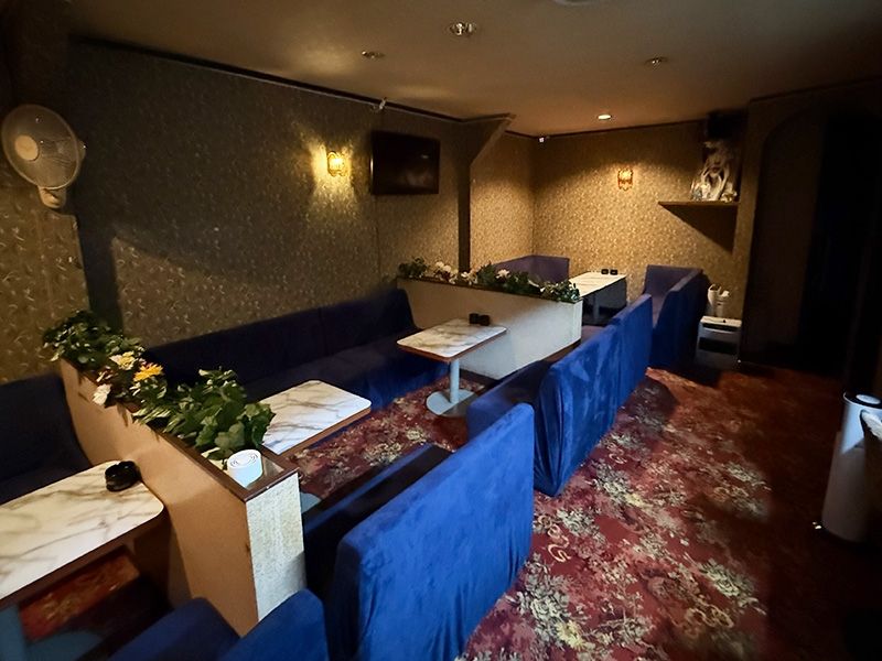 SNACK ZEUS~ゼウス~のアルバイト・バイト求人情報-02